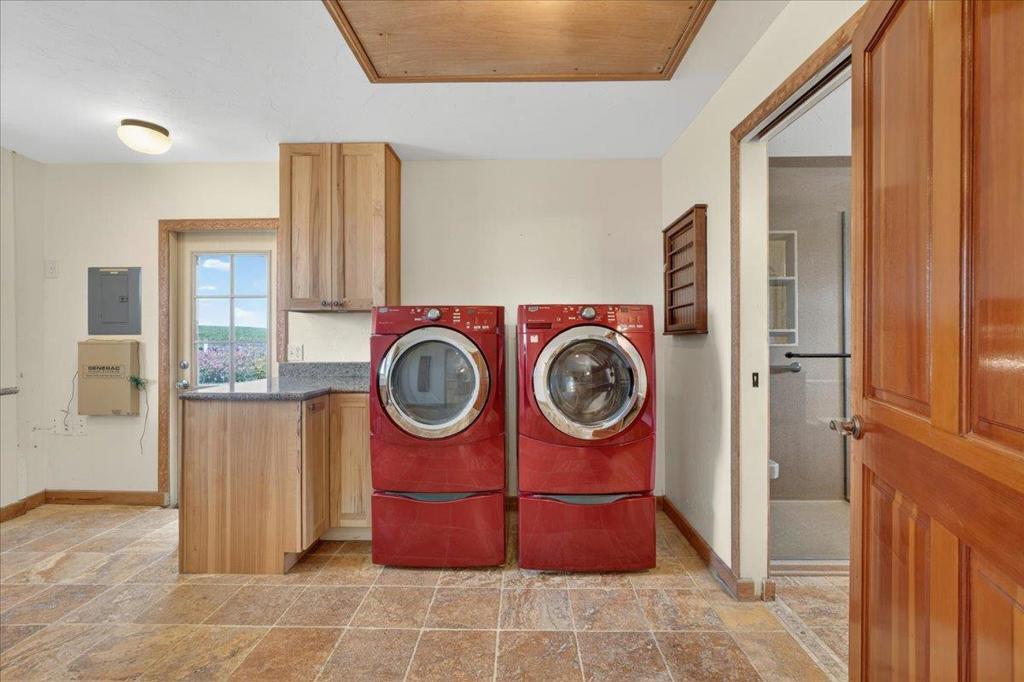 260 Giberson Road Property Photo 30