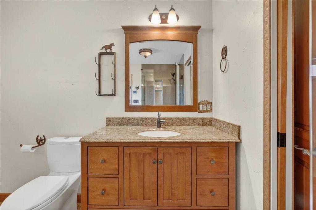 260 Giberson Road Property Photo 32