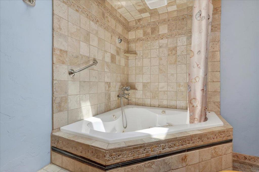260 Giberson Road Property Photo 40