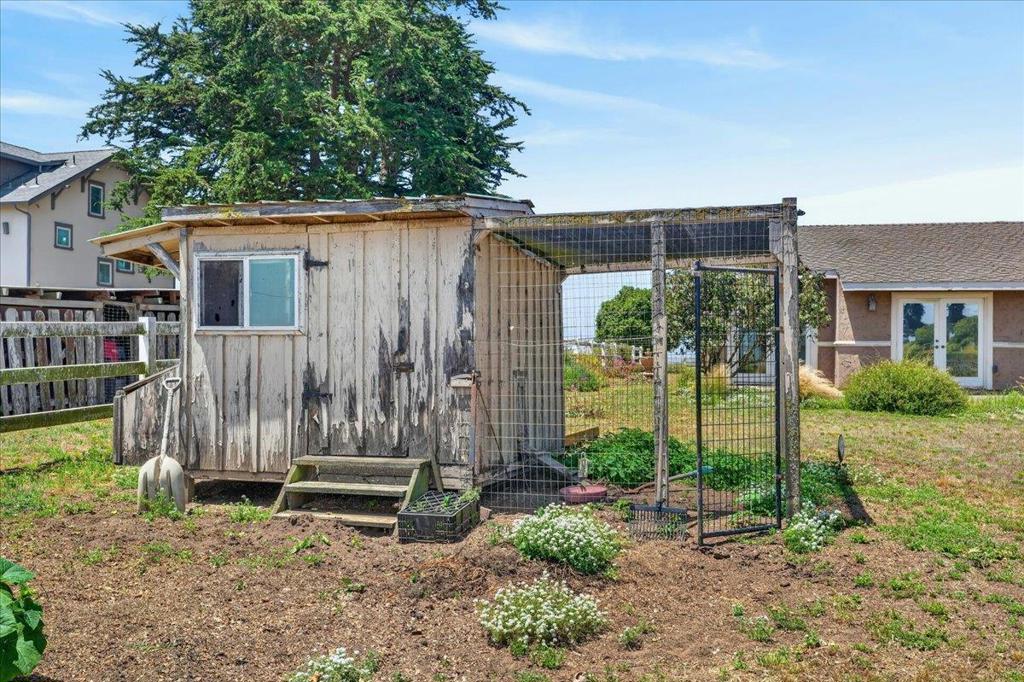 260 Giberson Road Property Photo 48
