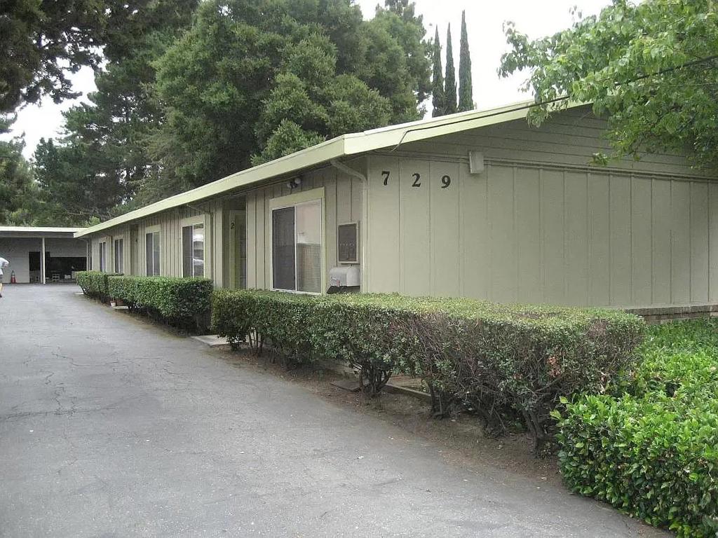 729 Mountain View Avenue Property Photo 1