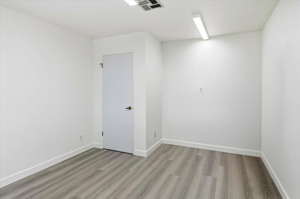 593 Industrial Parkway West Property Photo 34