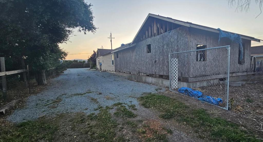 14200 Sycamore Avenue Property Photo 27