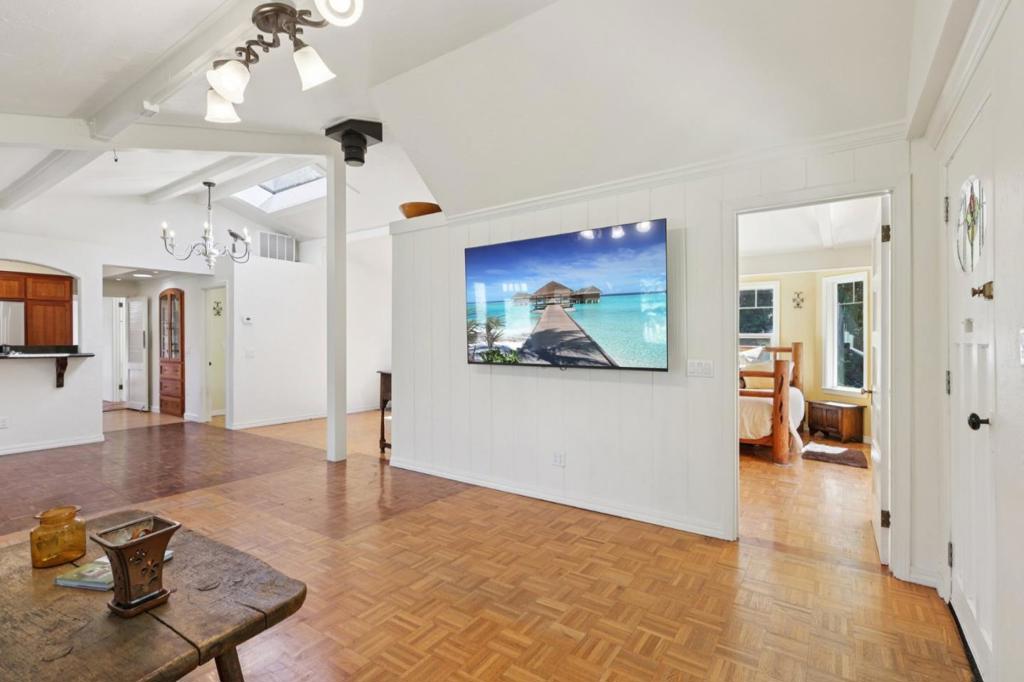 122 Strawberry Canyon Road Property Photo 11