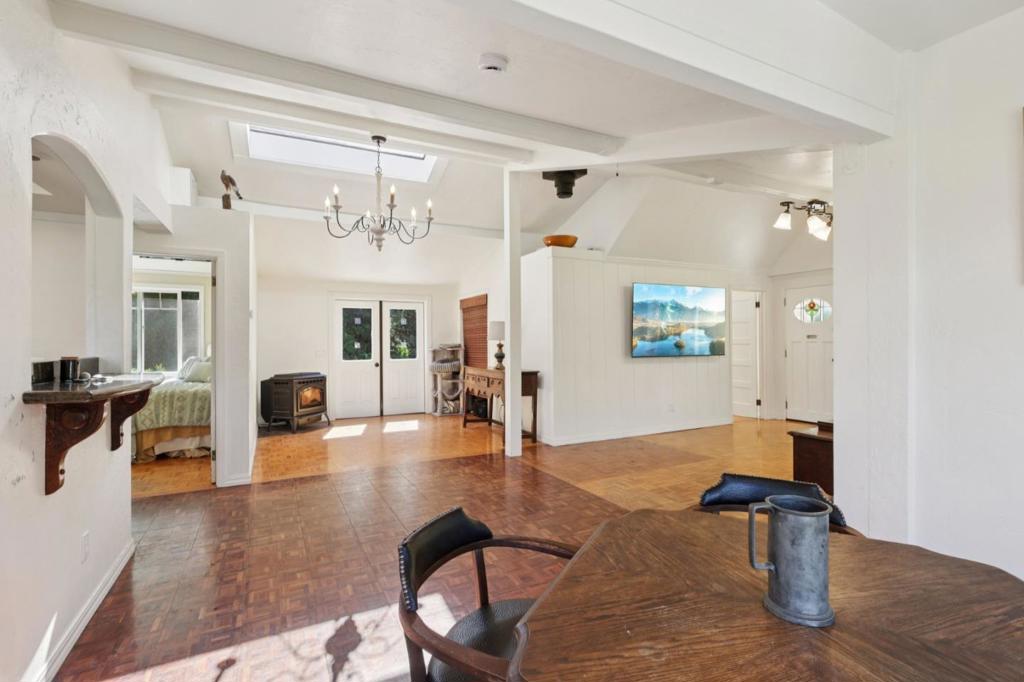 122 Strawberry Canyon Road Property Photo 23
