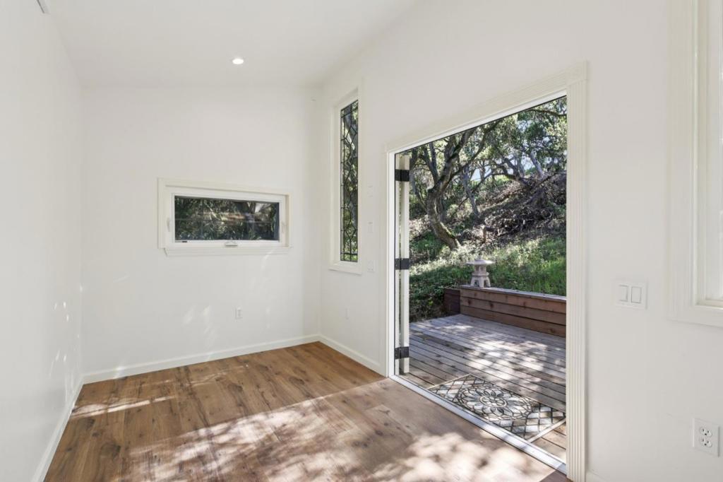 122 Strawberry Canyon Road Property Photo 37