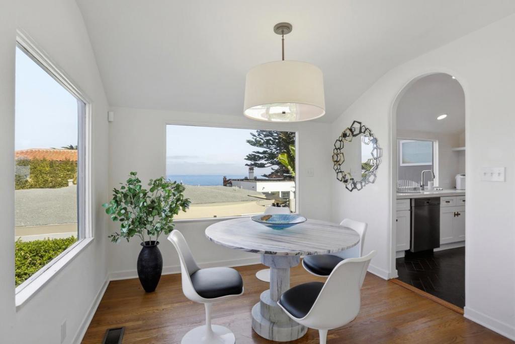 115 1st Street Property Photo 3
