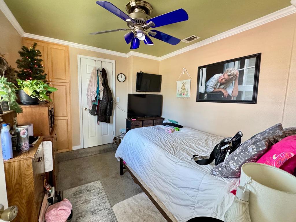 12785 Murphy Ave Property Photo 17