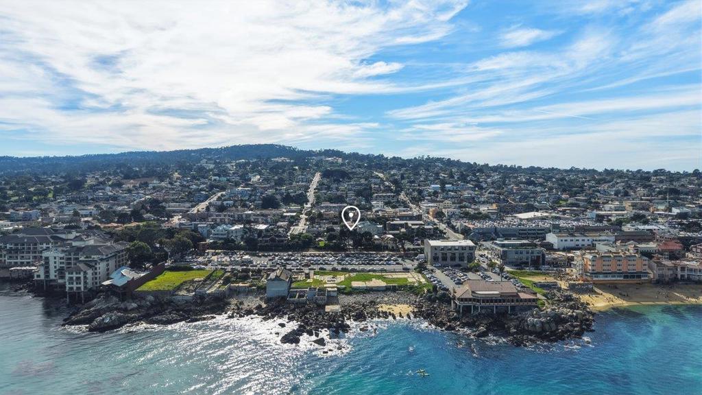 529 Wave Street Property Photo 1