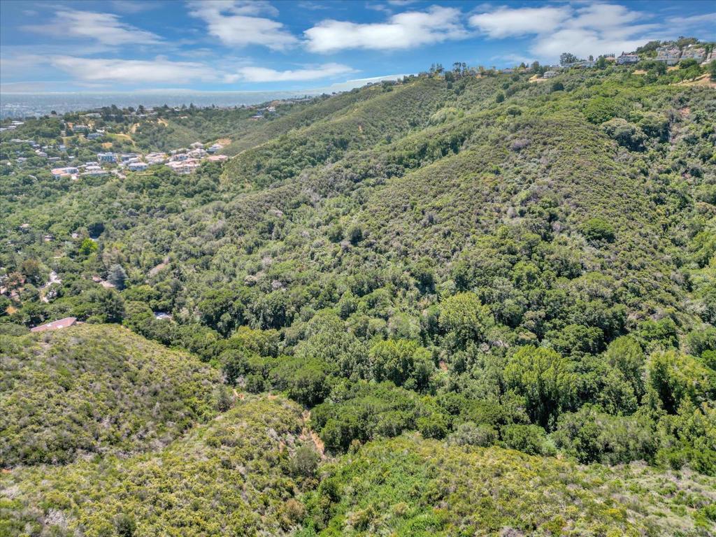 0 Devonshire Boulevard Property Photo 17