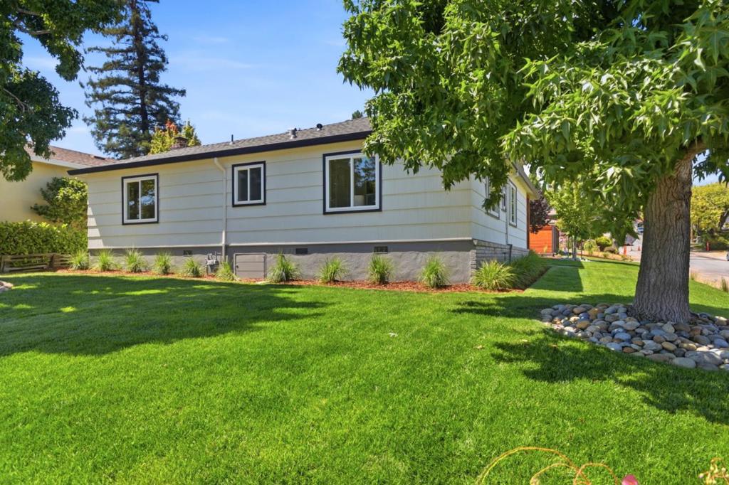 751 27th Avenue Property Photo 9
