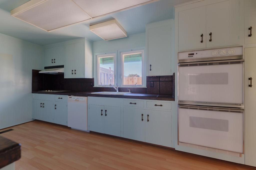 606 Central Avenue Property Photo 8