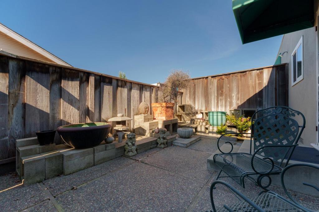 606 Central Avenue Property Photo 21