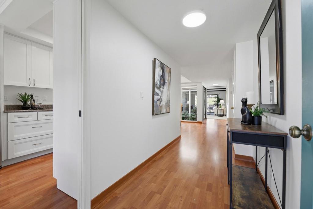 5081 Cribari Blfs Property Photo 4