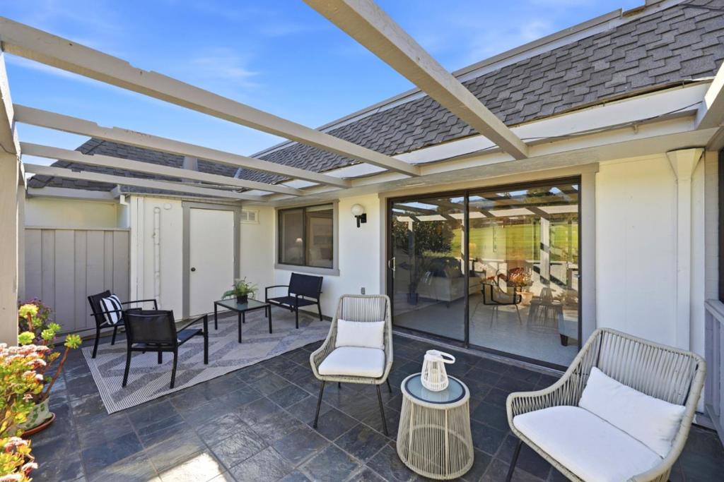 5081 Cribari Blfs Property Photo 28
