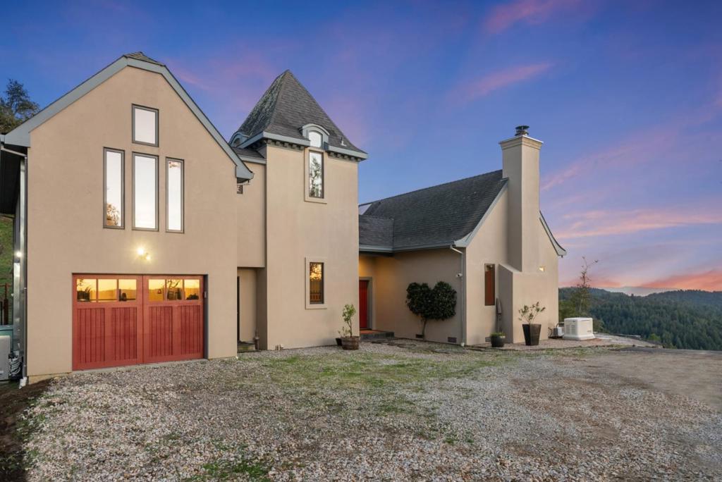 15220 Upper Ellen Road Property Photo 2