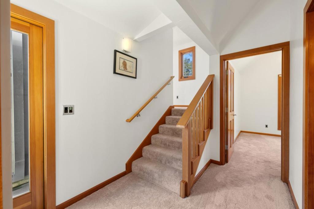 15220 Upper Ellen Road Property Photo 44