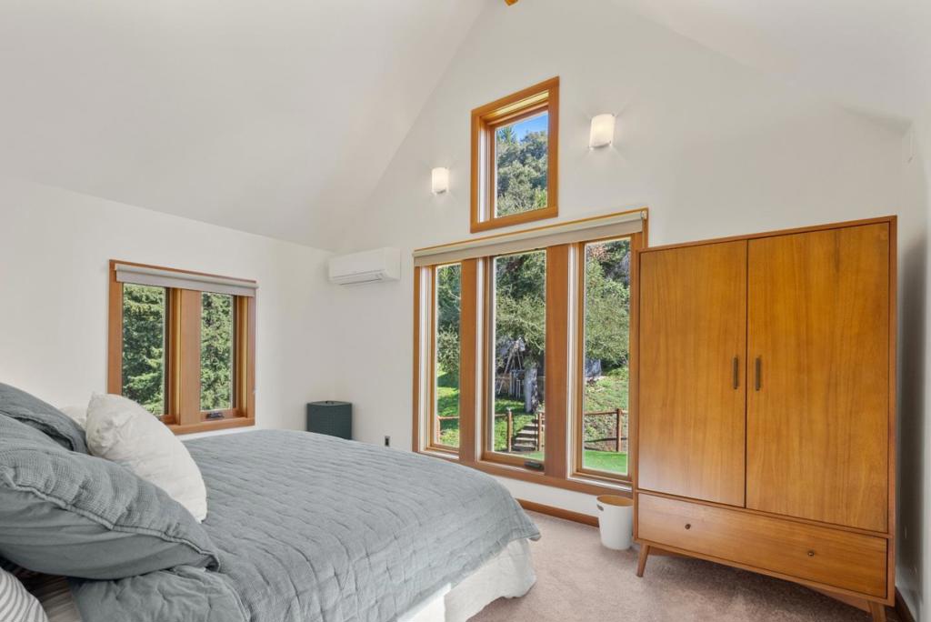 15220 Upper Ellen Road Property Photo 45