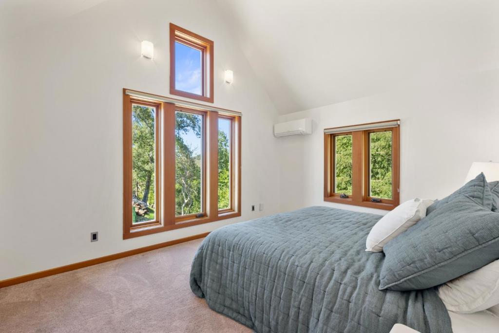 15220 Upper Ellen Road Property Photo 46