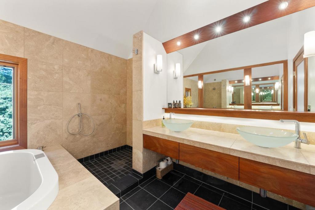 15220 Upper Ellen Road Property Photo 47