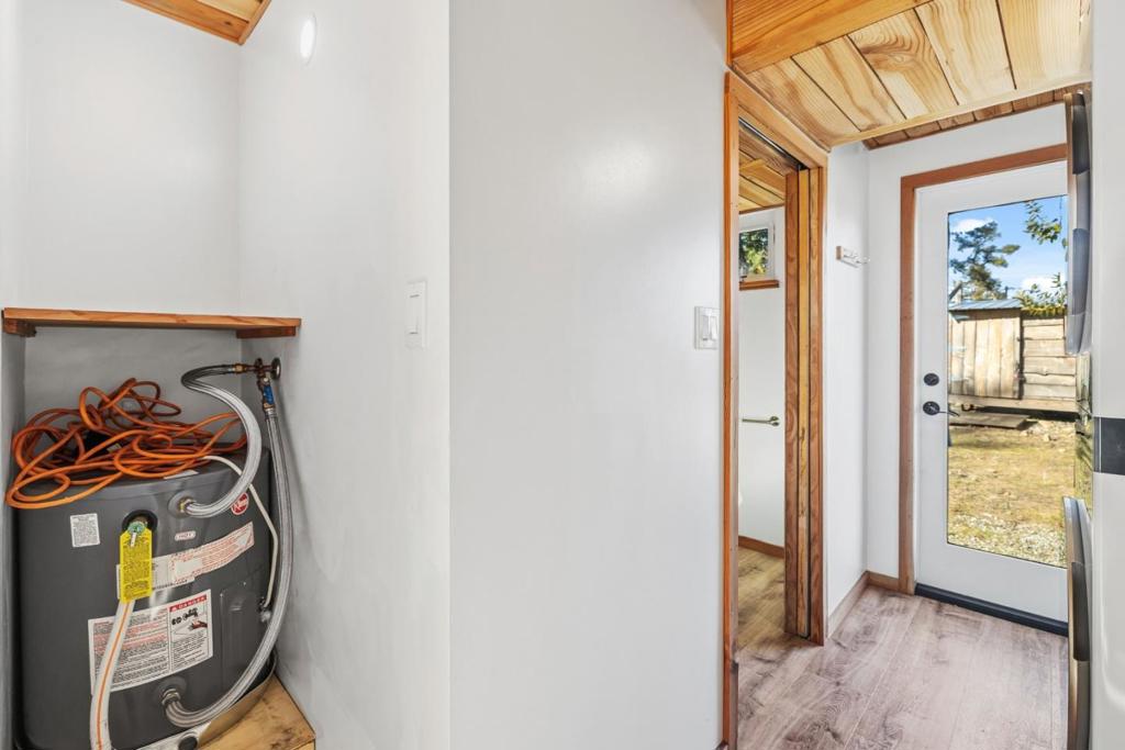 15 Braemoor Drive Property Photo 16