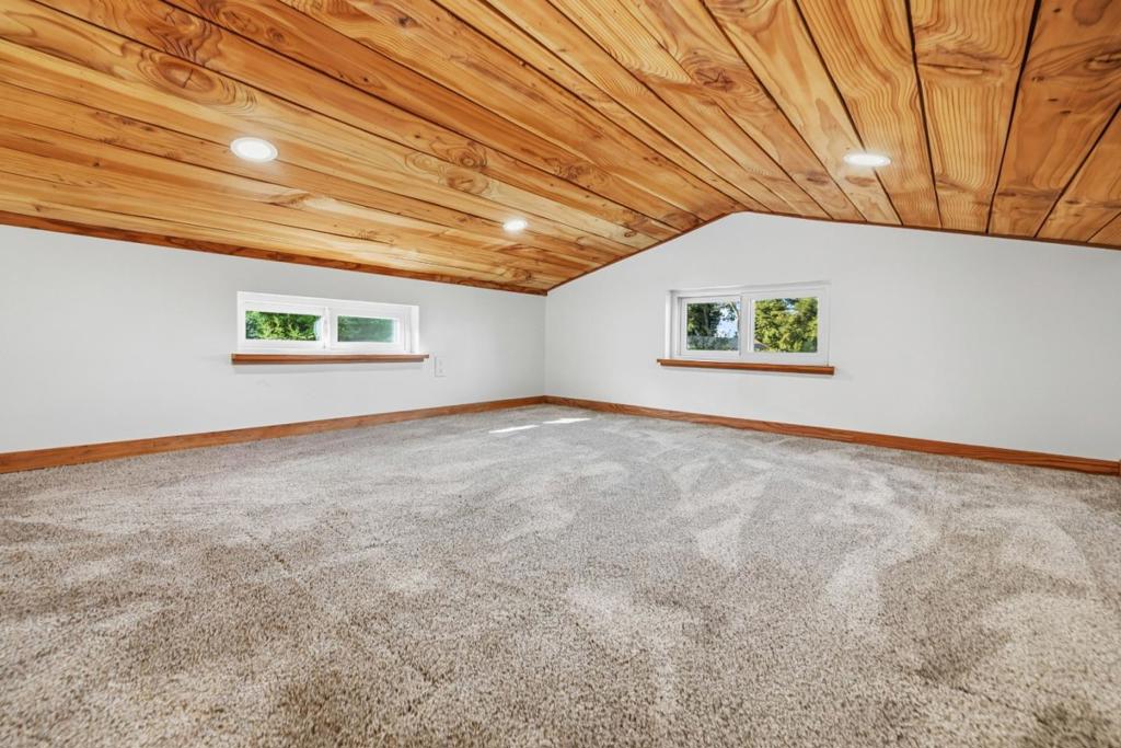 15 Braemoor Drive Property Photo 23