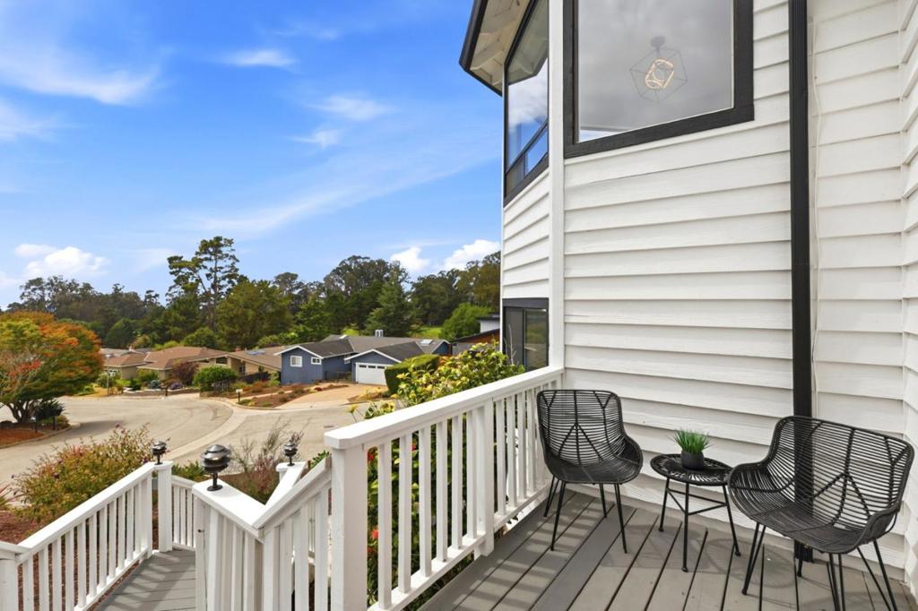 607 Saint Andrews Drive Property Photo 6