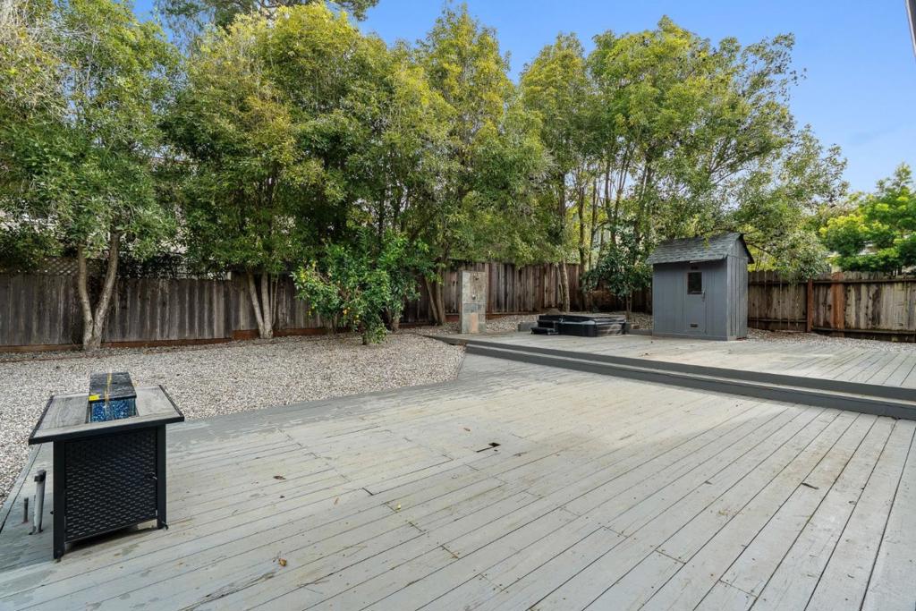607 Saint Andrews Drive Property Photo 48