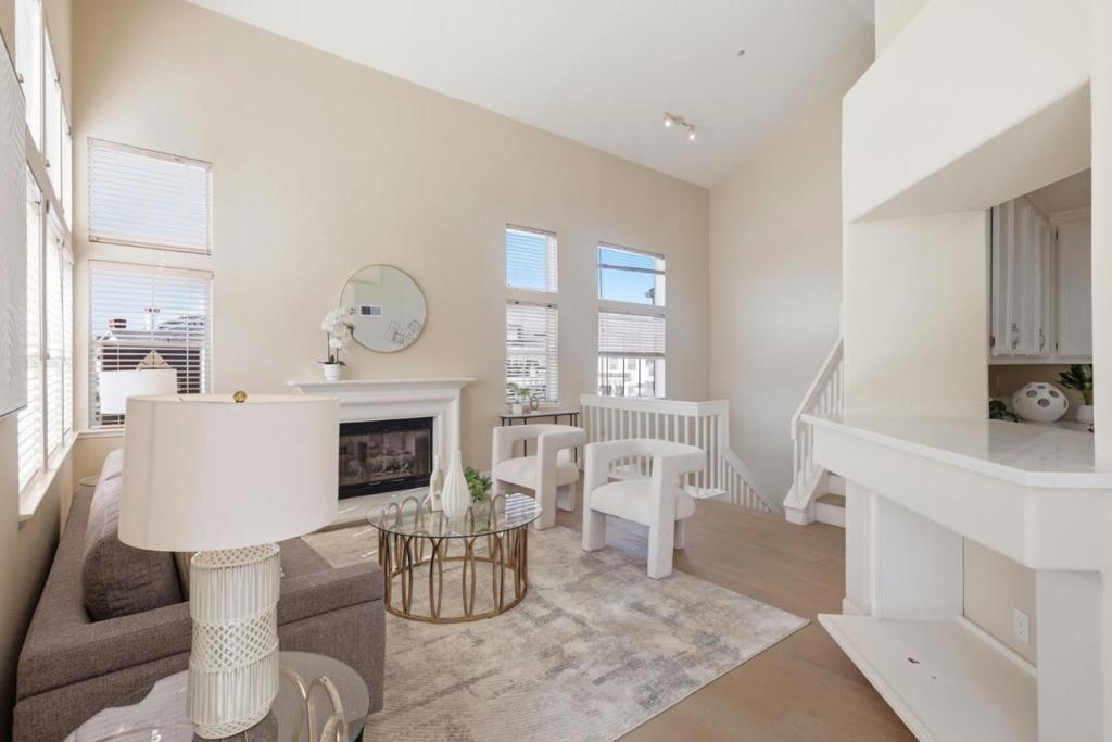 585 Shoal Circle Property Photo 7