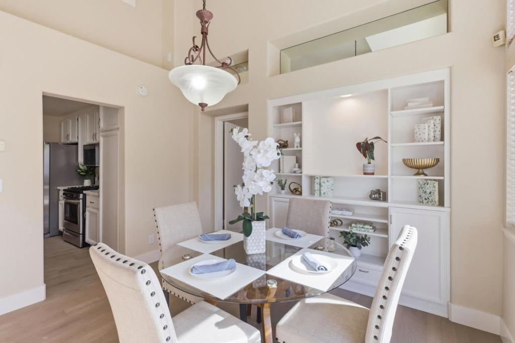585 Shoal Circle Property Photo 10