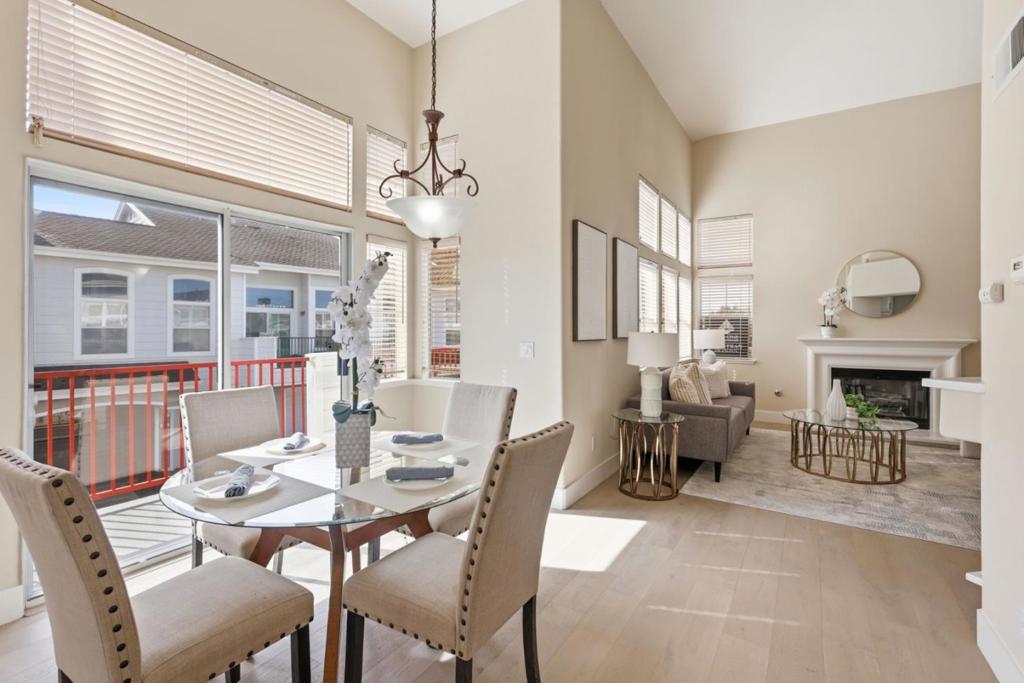 585 Shoal Circle Property Photo 11