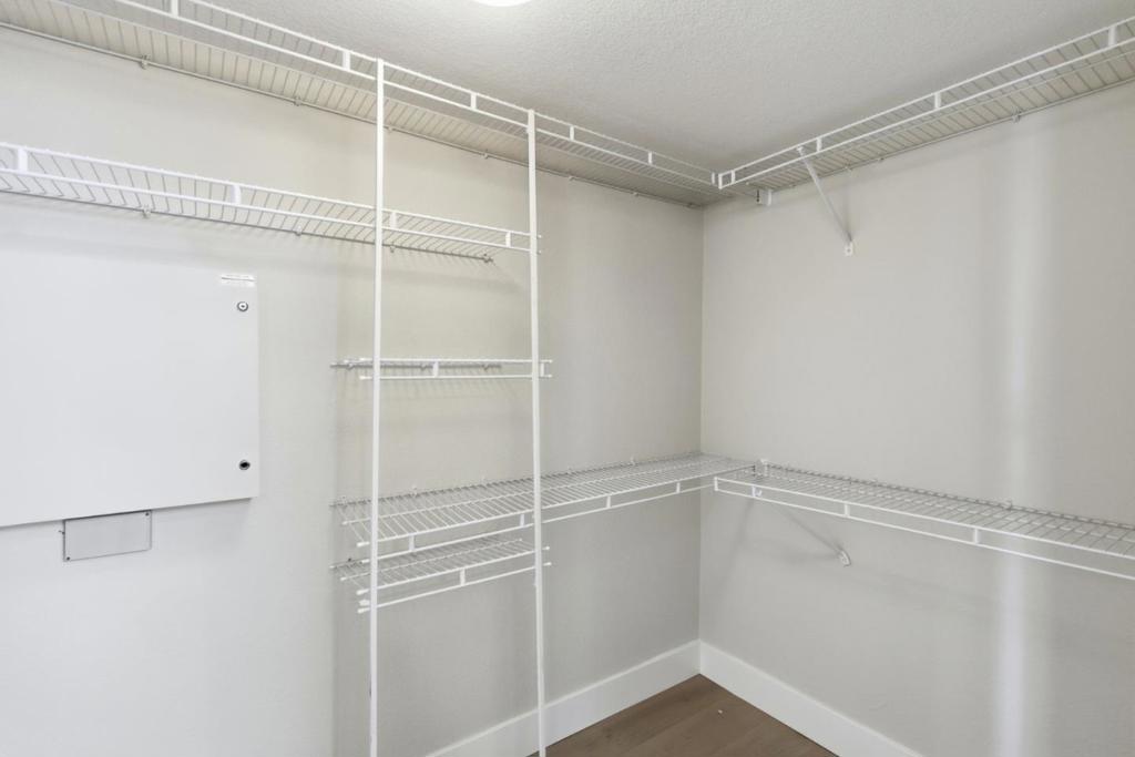 585 Shoal Circle Property Photo 36