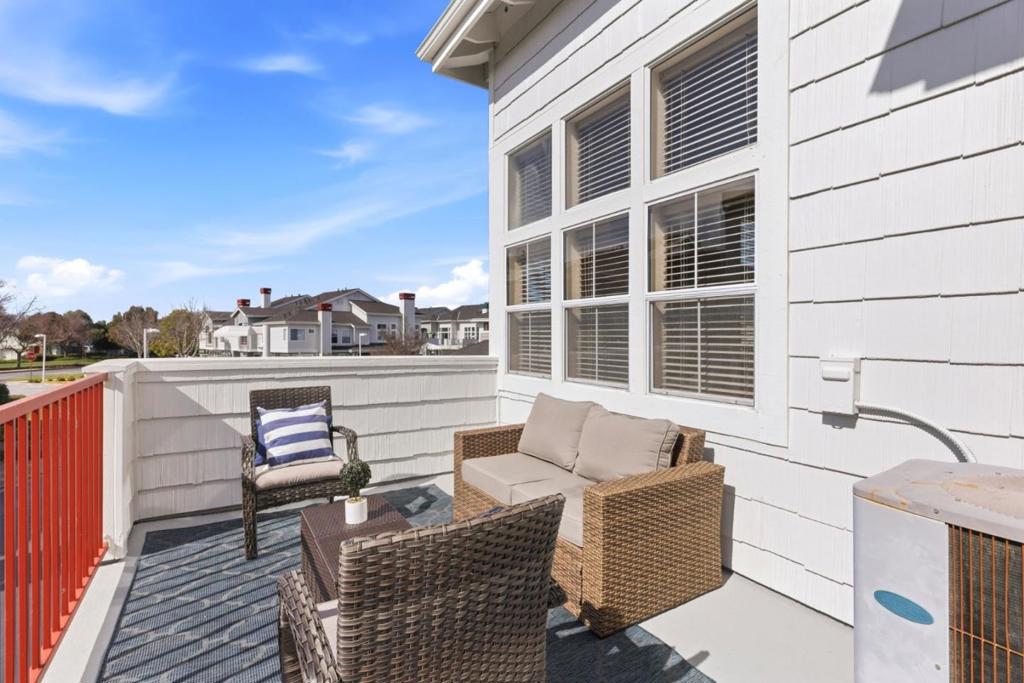 585 Shoal Circle Property Photo 39
