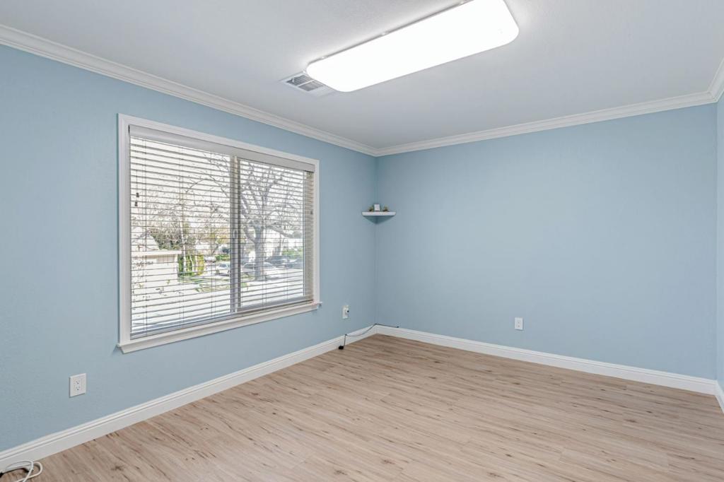 1217 Park Avenue Property Photo 14