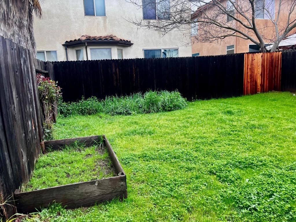 3312 Jayanne Way Property Photo 5