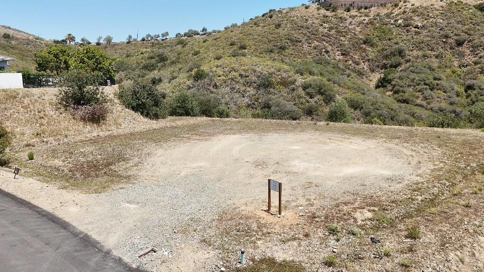 18189 El Brazo Property Photo 1