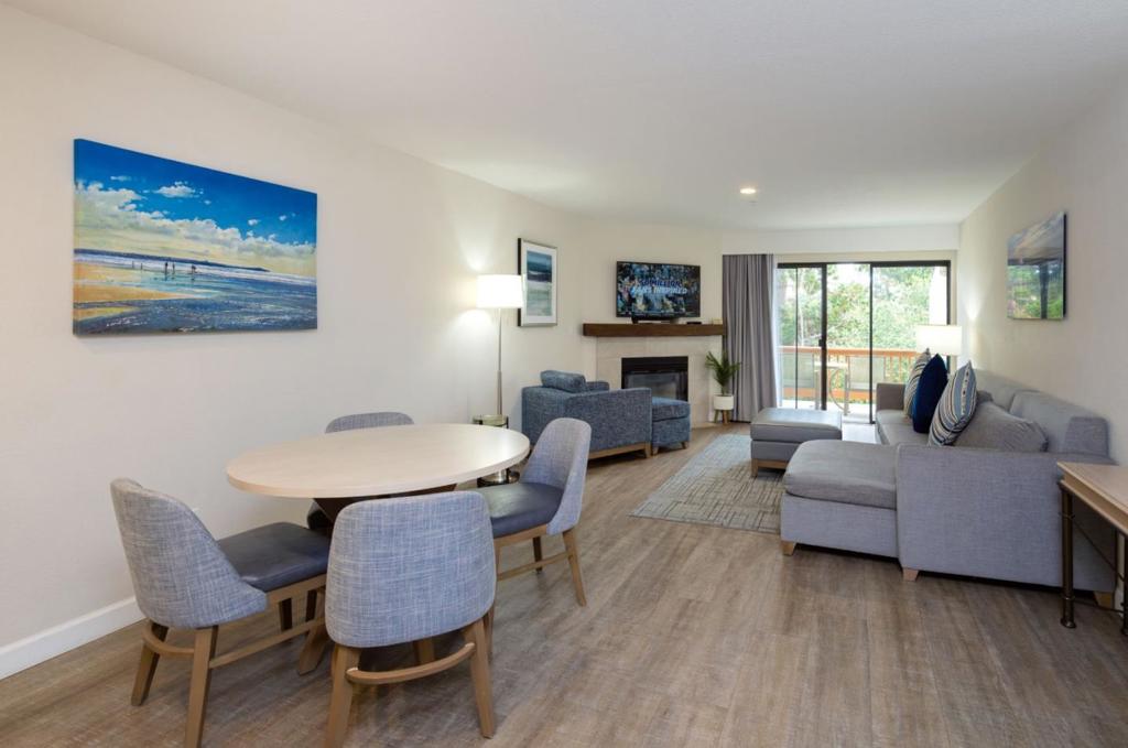 117 Seascape Resort Drive Property Photo 4