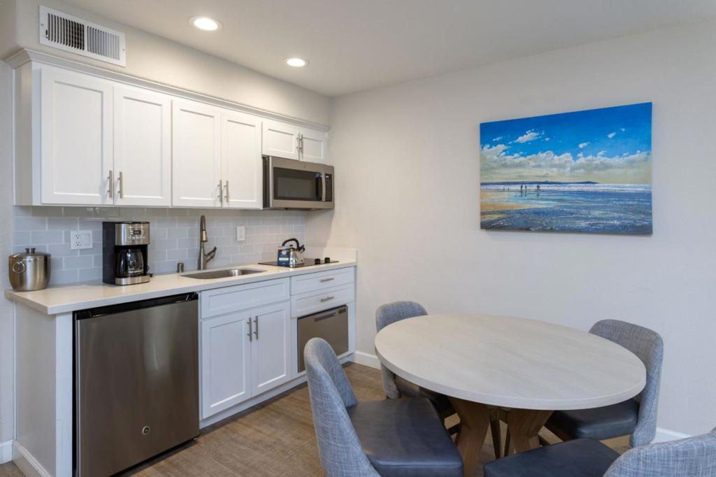 117 Seascape Resort Drive Property Photo 6