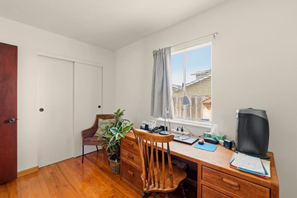 1313 Harding Street Property Photo 18
