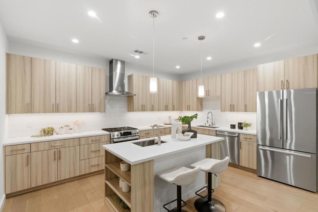 922 Woodside Road Property Photo 14