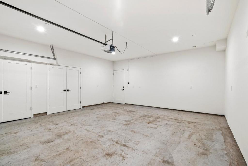 922 Woodside Road Property Photo 27