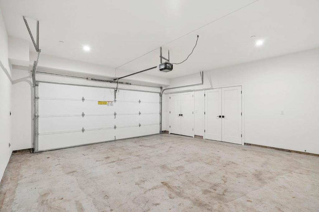 922 Woodside Road Property Photo 29