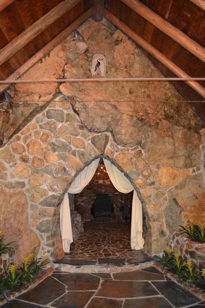 3035 Canyon Road Property Photo 22