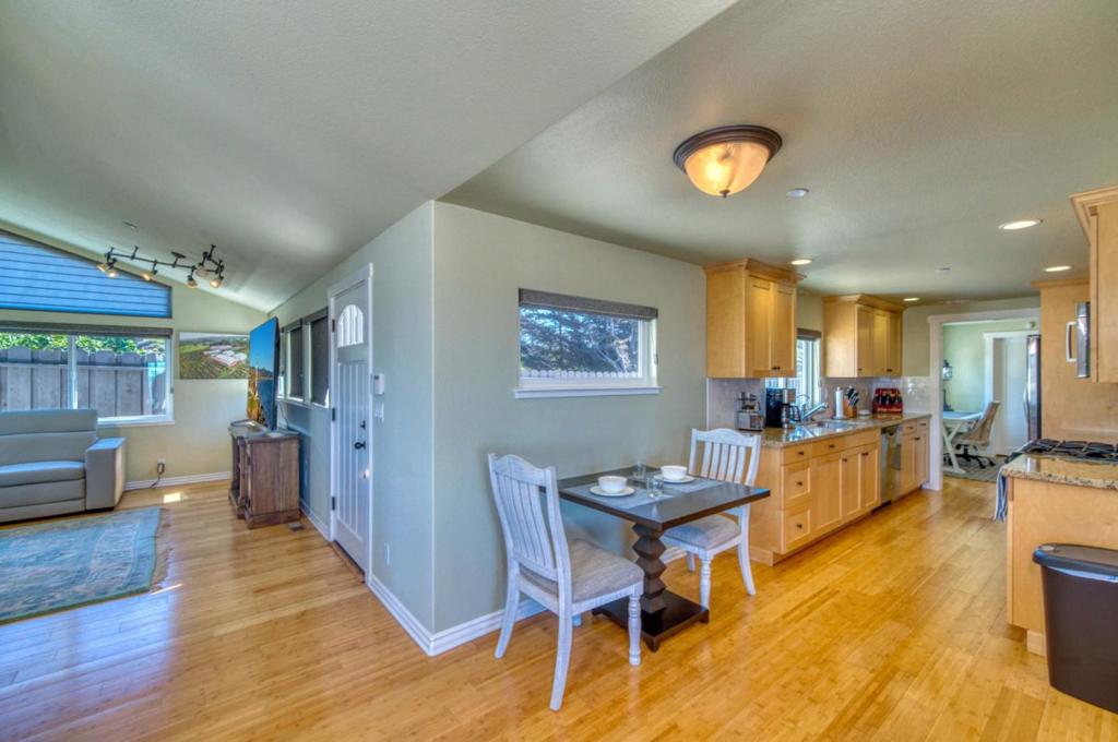 12901 Cabrillo Highway Property Photo 10