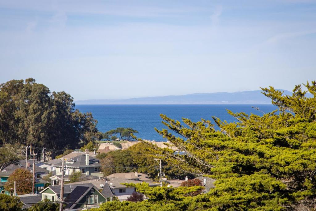 311 Lighthouse Property Photo 15