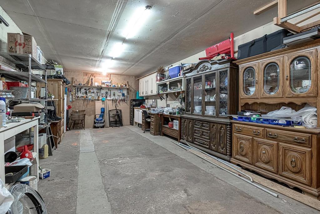 3719 N Hart Road Property Photo 17