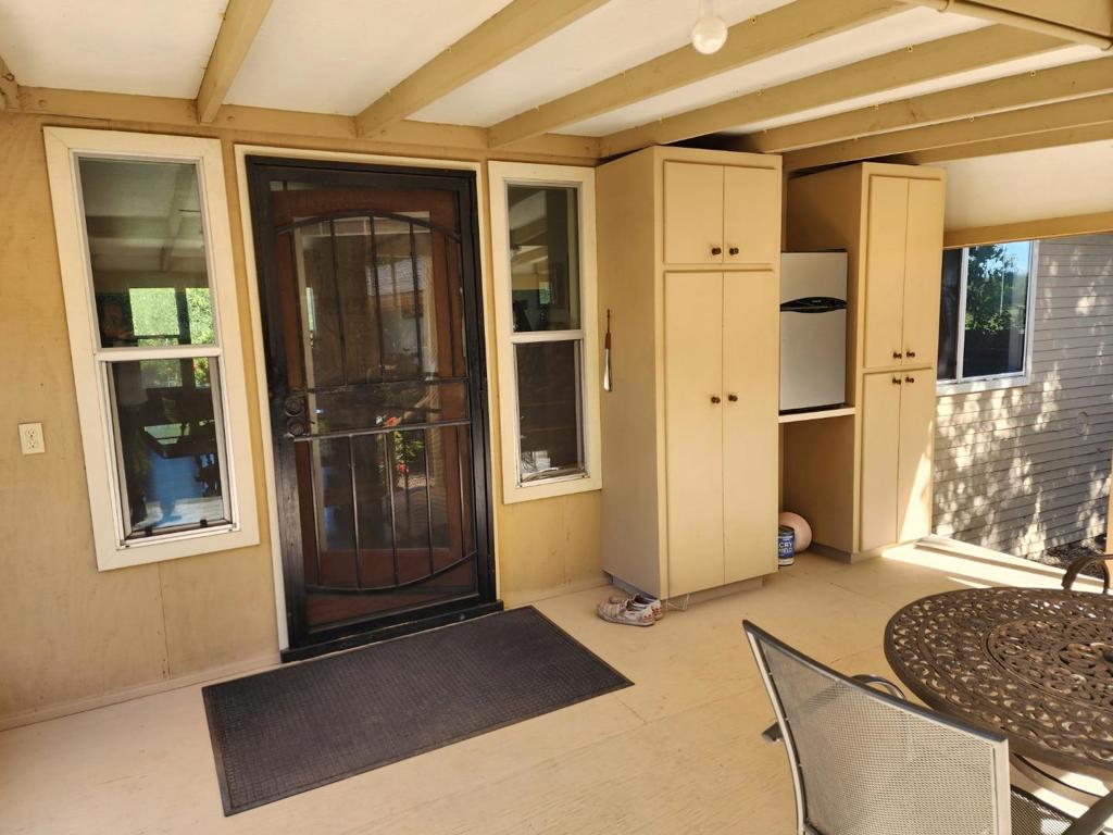 3719 N Hart Road Property Photo 45