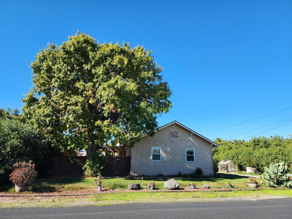 3719 N Hart Road Property Photo 46