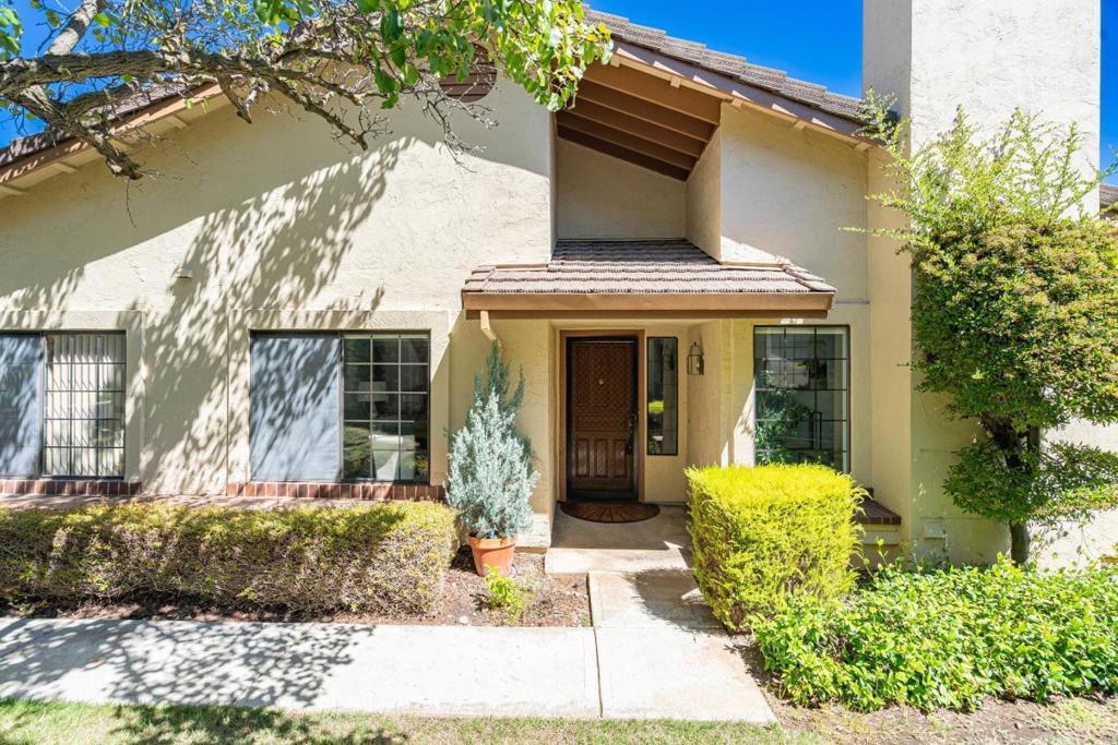 3123 Lake Trasimeno Drive Property Photo 2