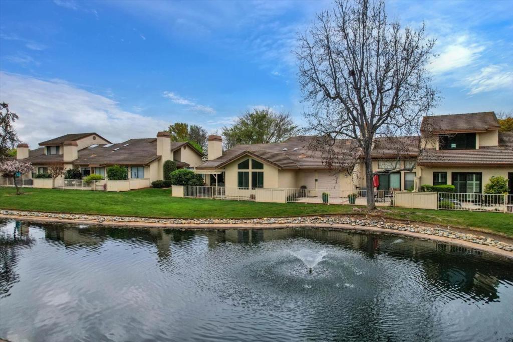 3123 Lake Trasimeno Drive Property Photo 33